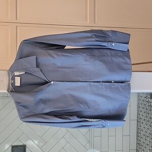 Ladie's button-down shirt